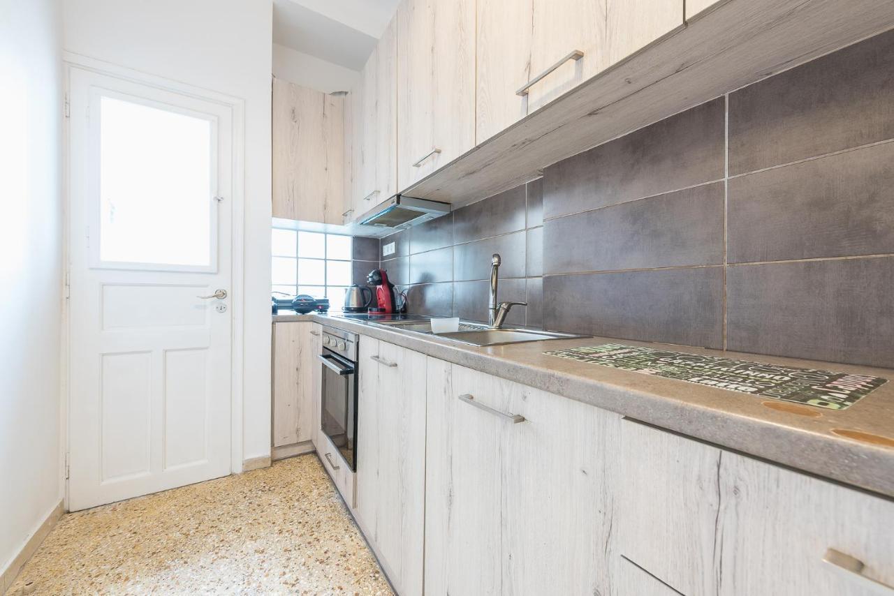 Victoria Sun Apartments Атина Екстериор снимка