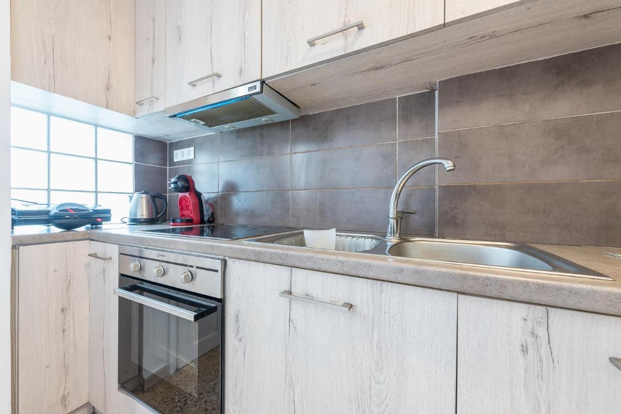 Victoria Sun Apartments Атина Екстериор снимка